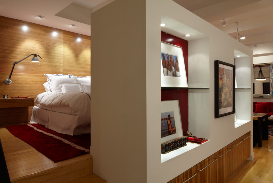 Ограждение спальной зоны в комнате