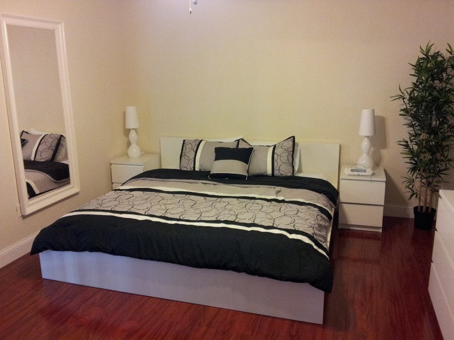 Спальня подиум в маленькой комнате