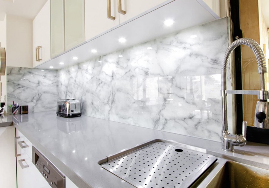 Стеклянные панели для кухни