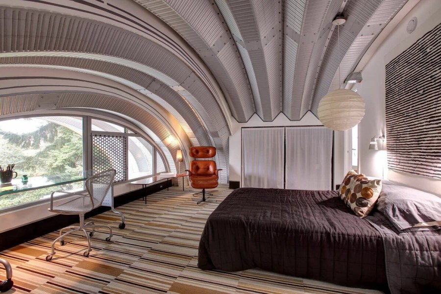 Спальня в футуристическом стиле