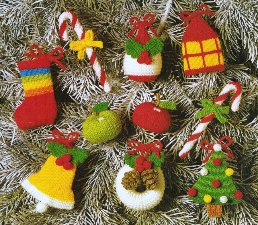 Вязаные игрушки на елку