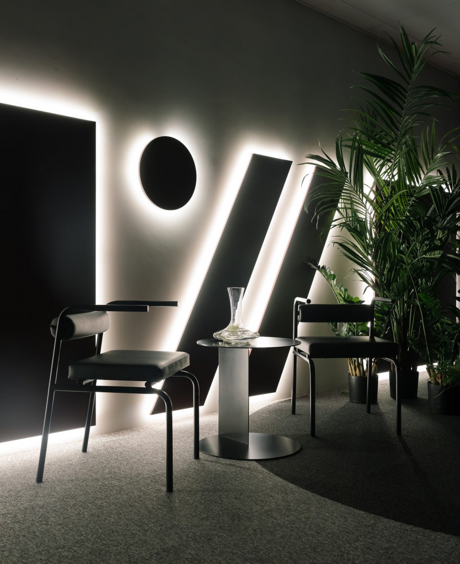 Люстры для натяжных потолков