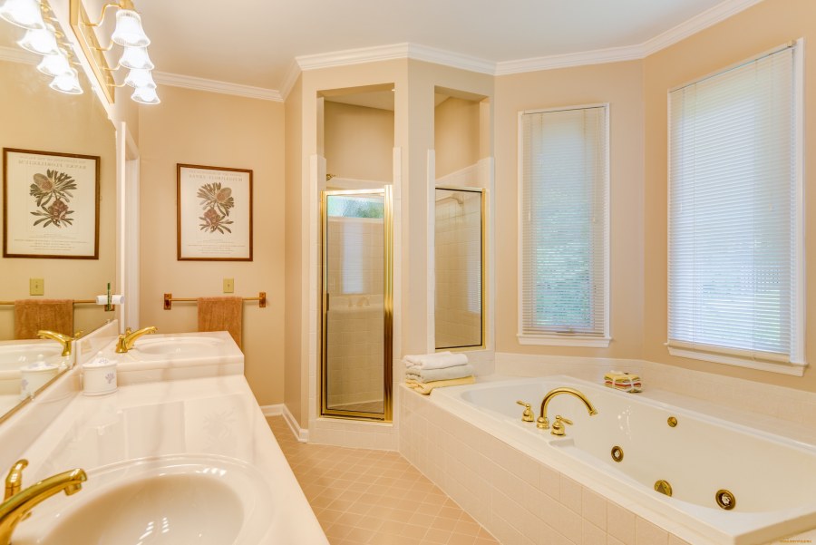 Шикарная ванная комната