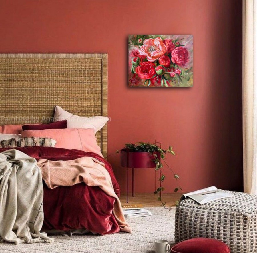 Бордовые стены