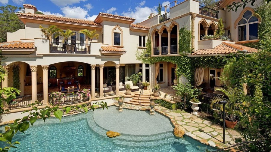 Интерьер отеля Бурдж Аль араб