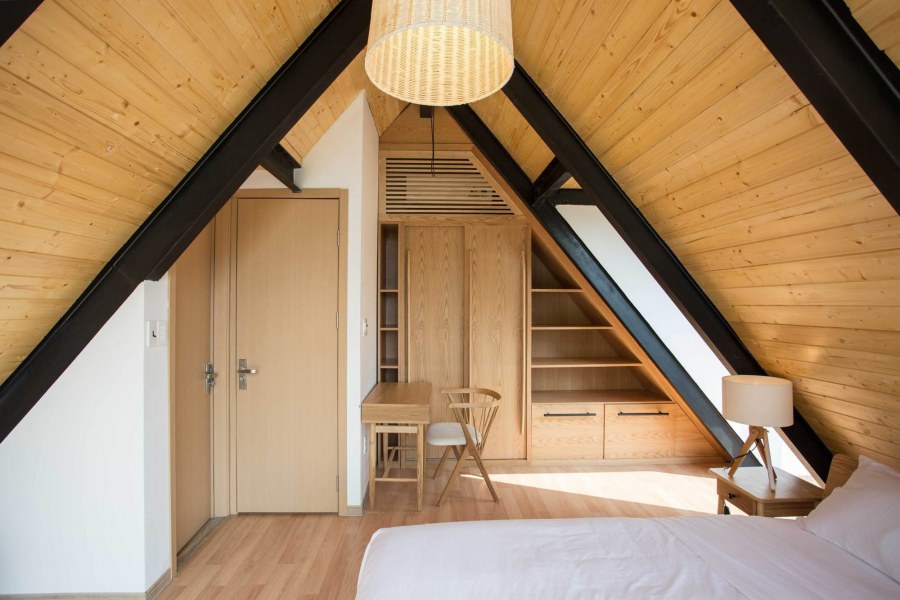 Полувальмовая четырехскатная