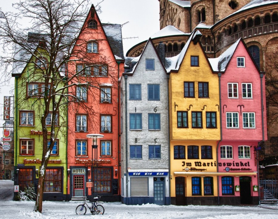 Кельн разноцветные домики