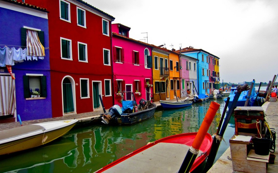 Остров Бурано Италия
