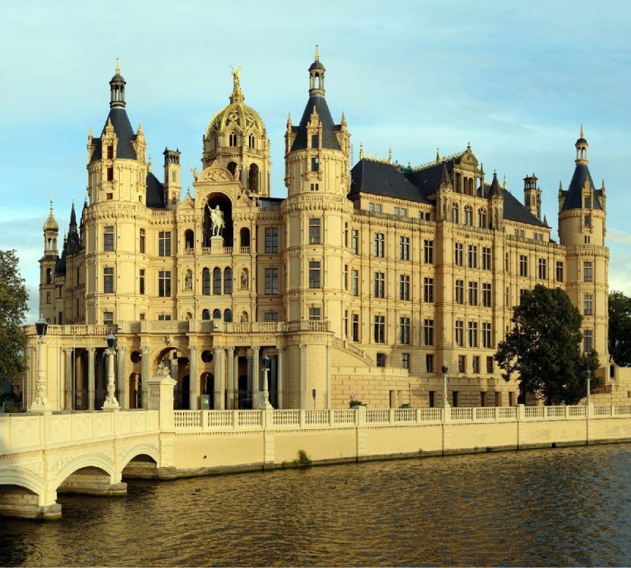 Эклектика Шверинский замок