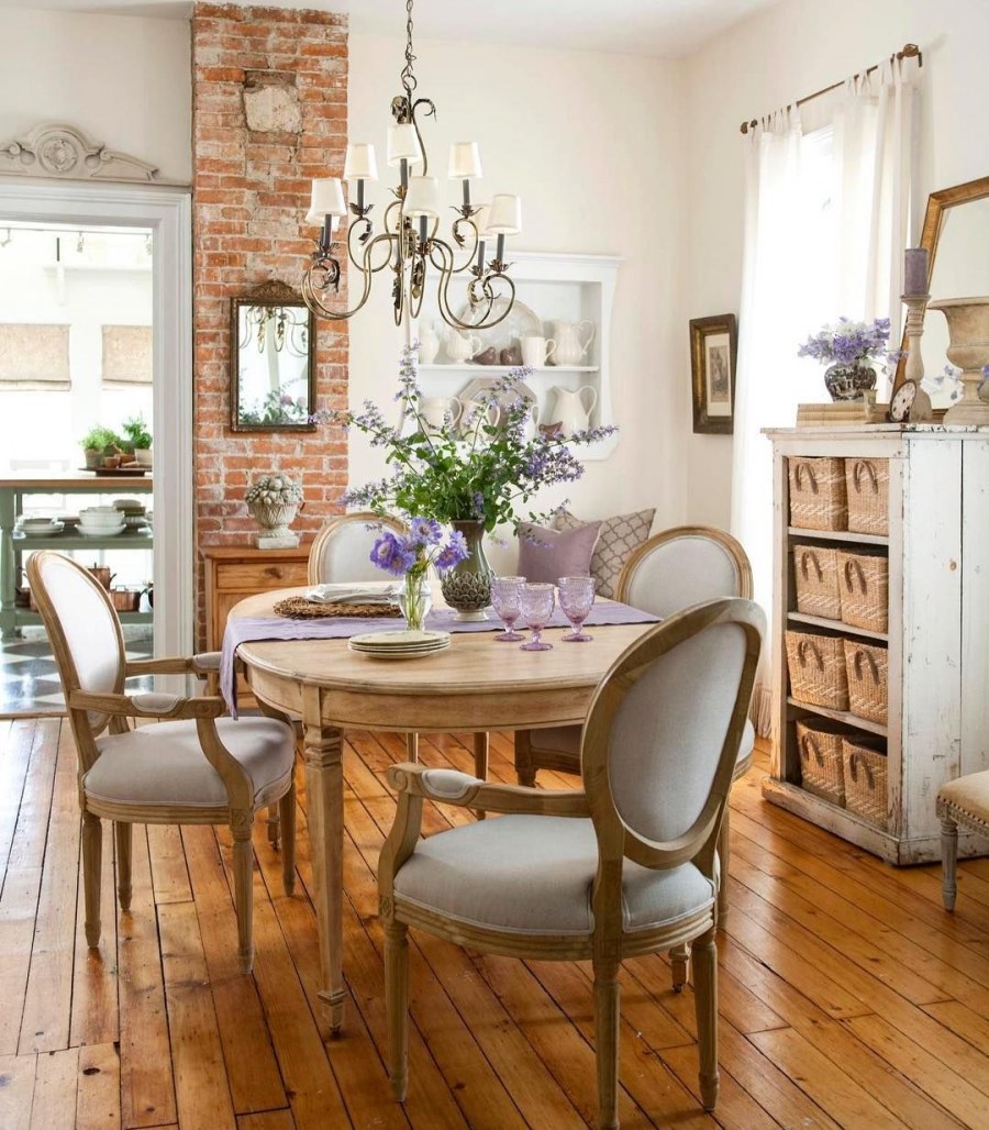 Обеденная зона в стиле Кантри
