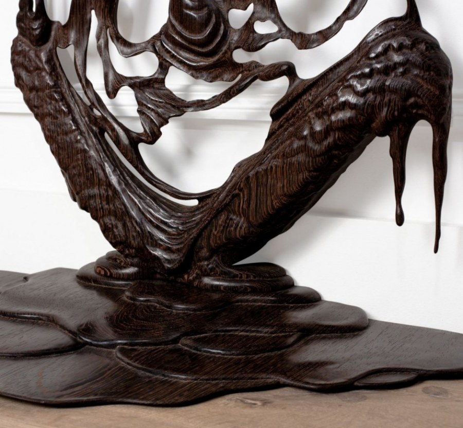 Скульптура интерьерная дерево