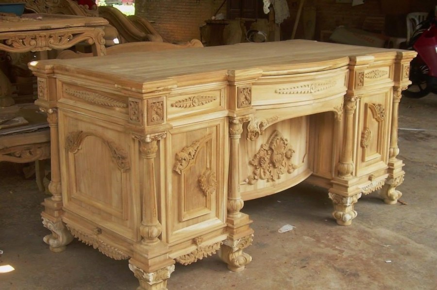 Деревянная резная мебель