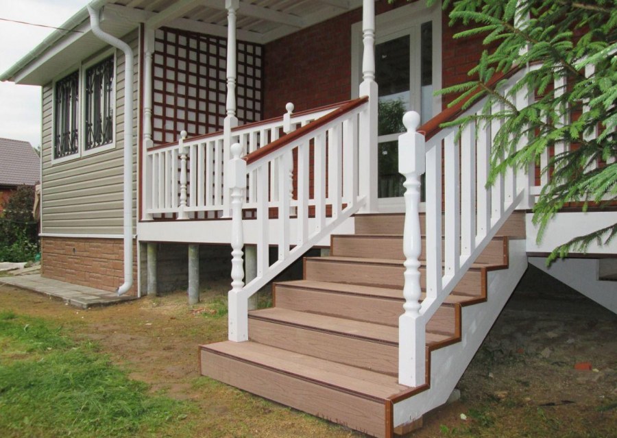 Лестница на веранду