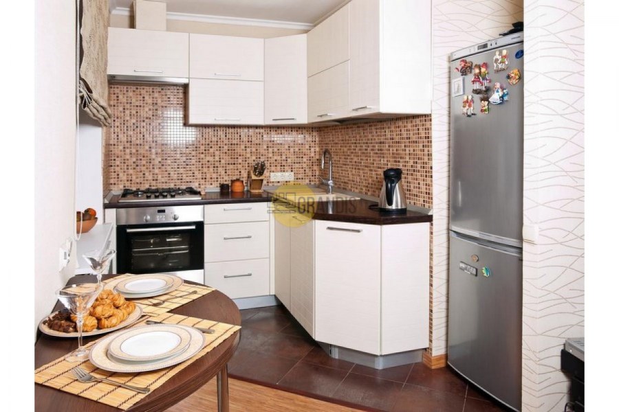 Кухня в малогабаритнойкв