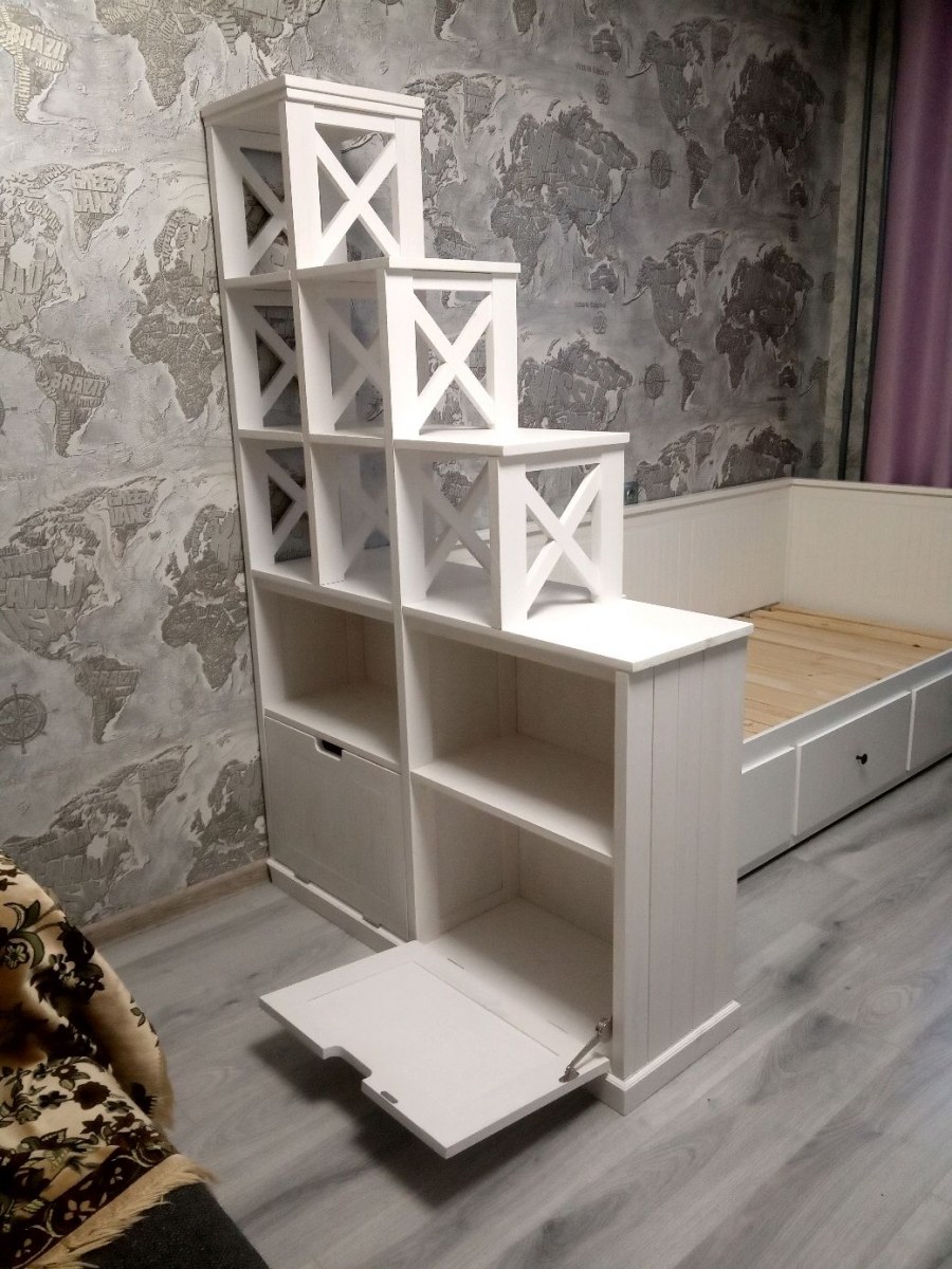 Стеллаж для зонирования комнаты