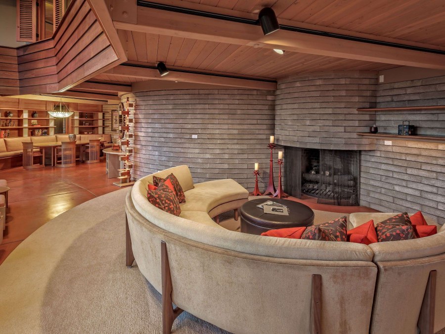 Дом Райта Юнаков