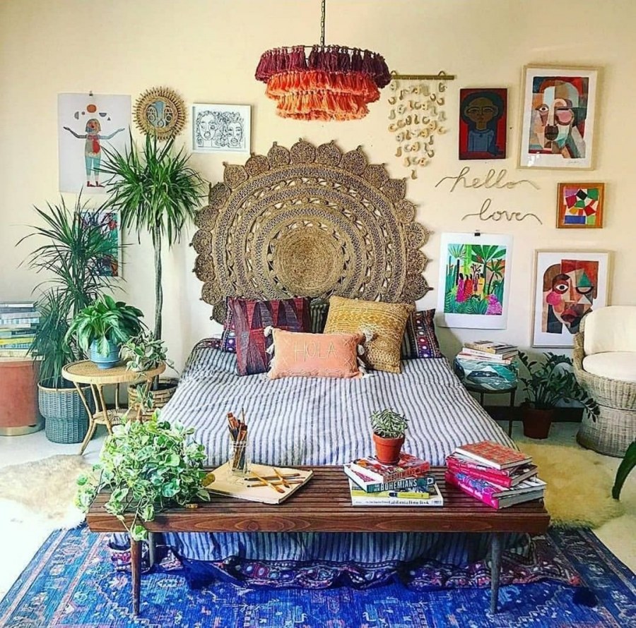 Комната в индийском стиле