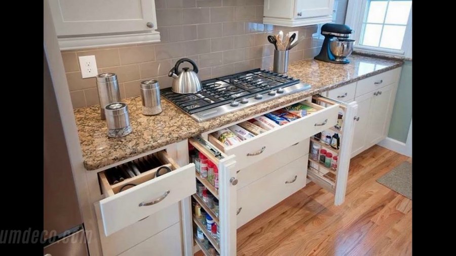 Маленькая функциональная кухня