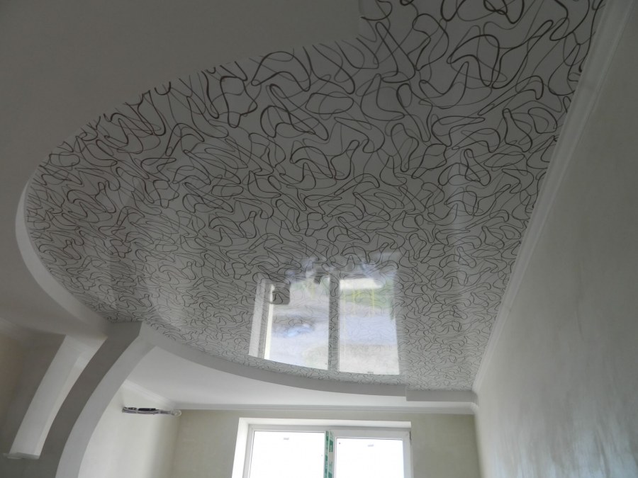 Фактурные натяжные потолки