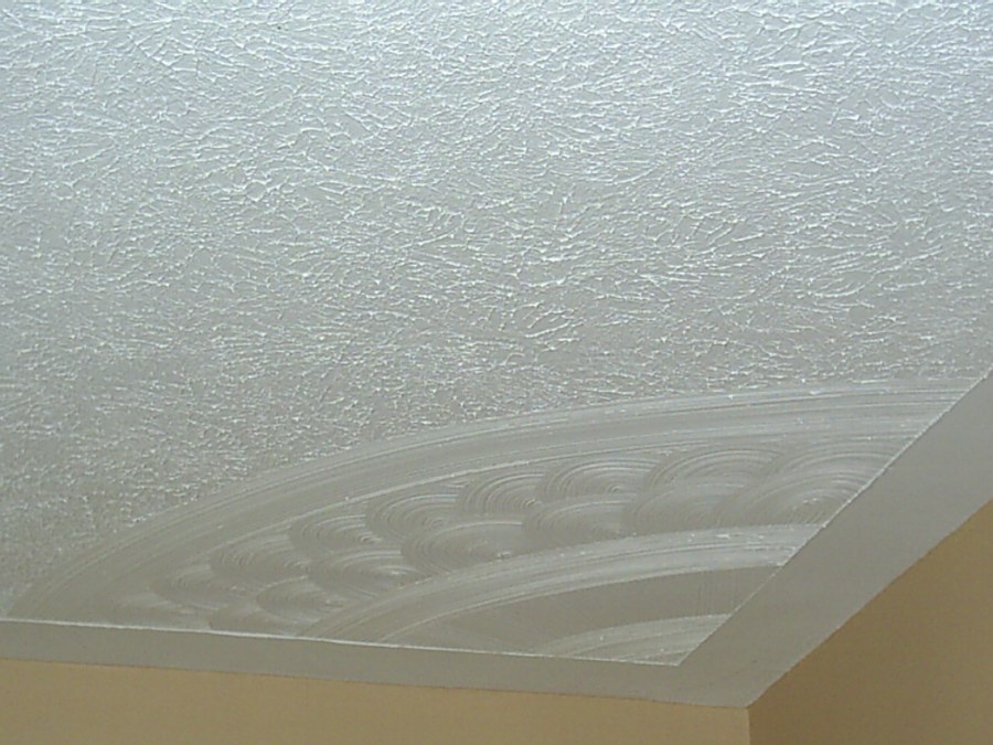 Декоративный натяжной потолок