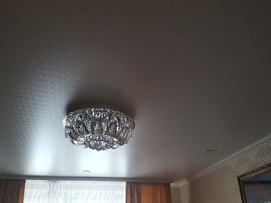 Матовый фактурный потолок