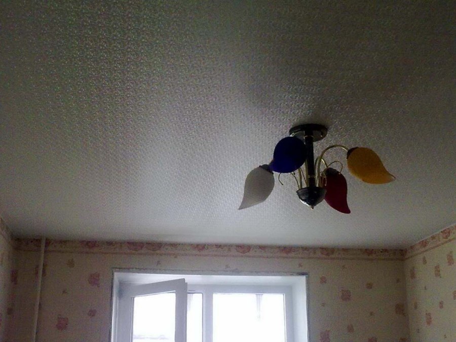 Рельефный натяжной потолок