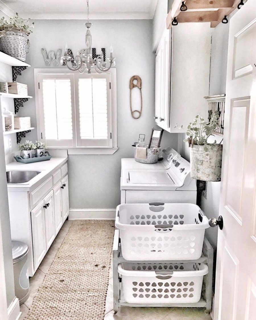 Освещение в постирочной