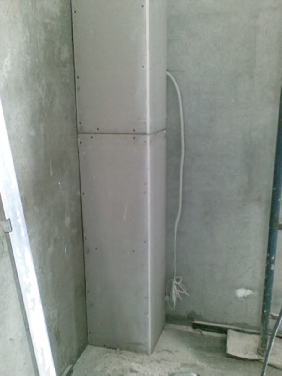 Короб для закрытия труб