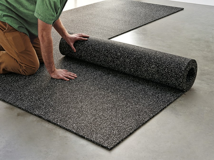 Рулонное резиновое покрытие