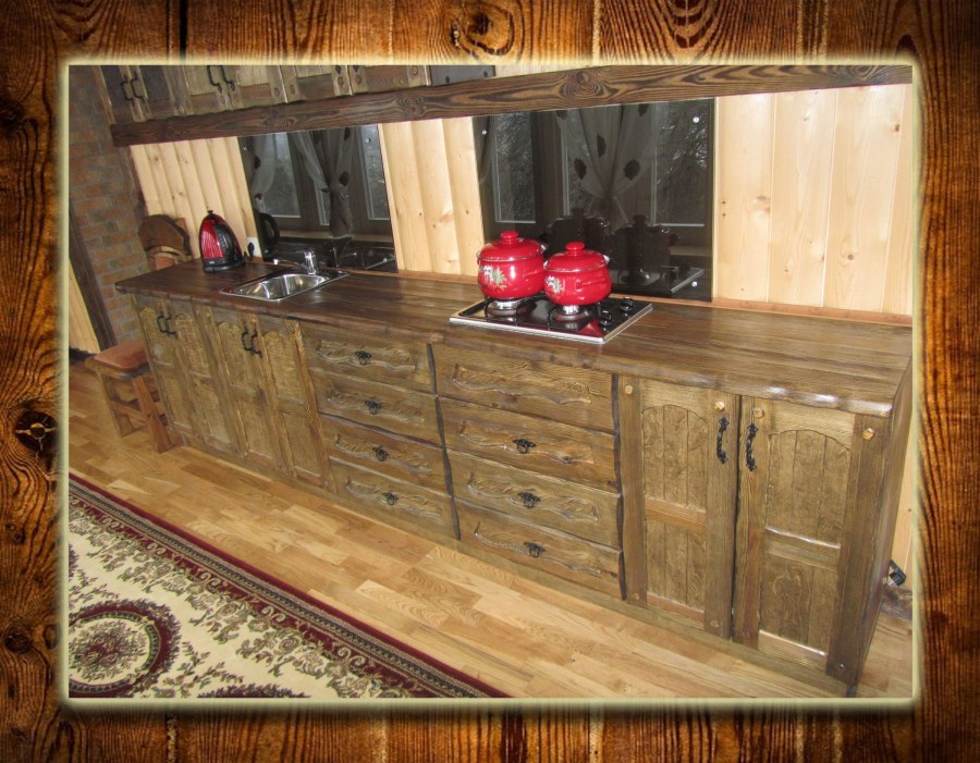 Кухонные фасады из массива сосны