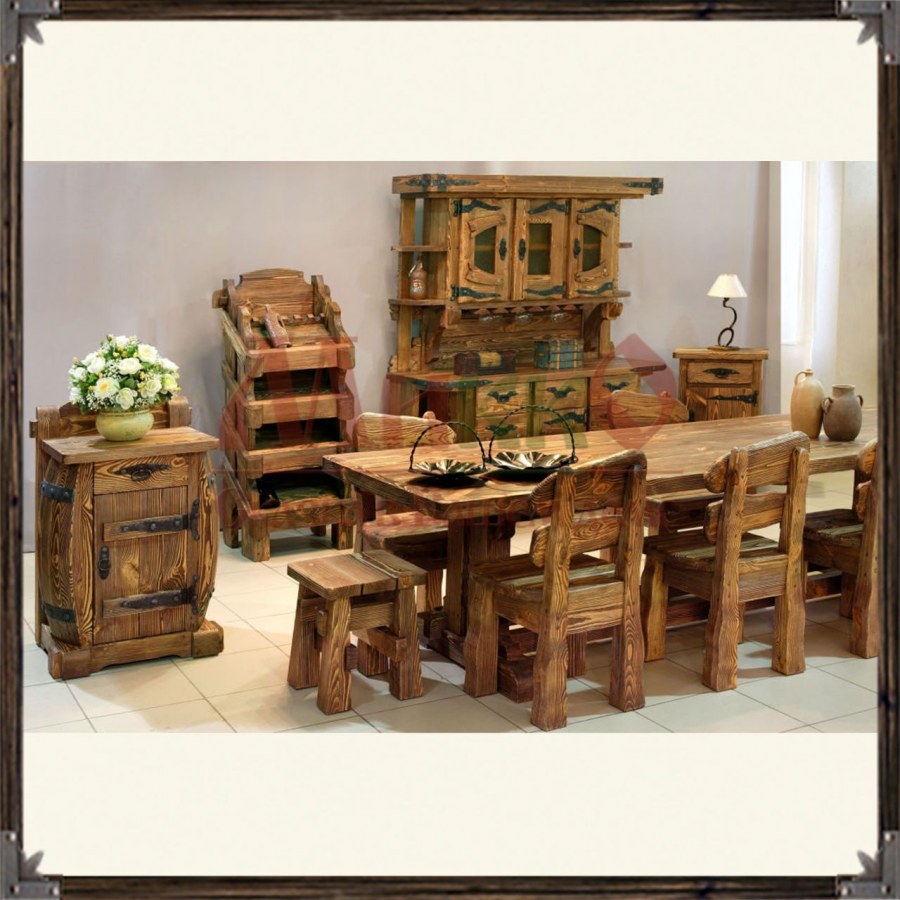 Сервант под старину