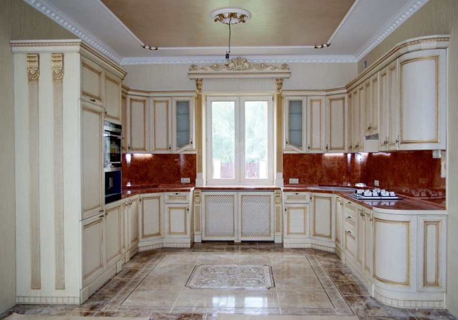 Кухонные гарнитуры ра из дерев