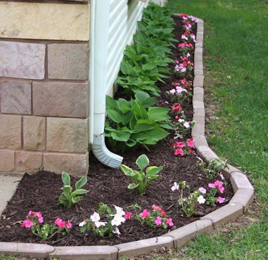 Клумбы на даче