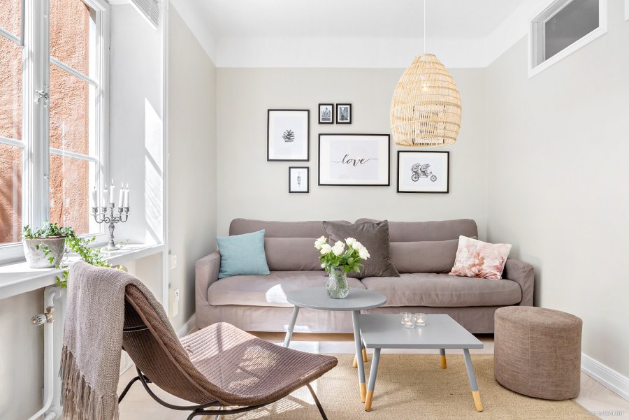 Гостиная в скандинавском стиле бежевые стены