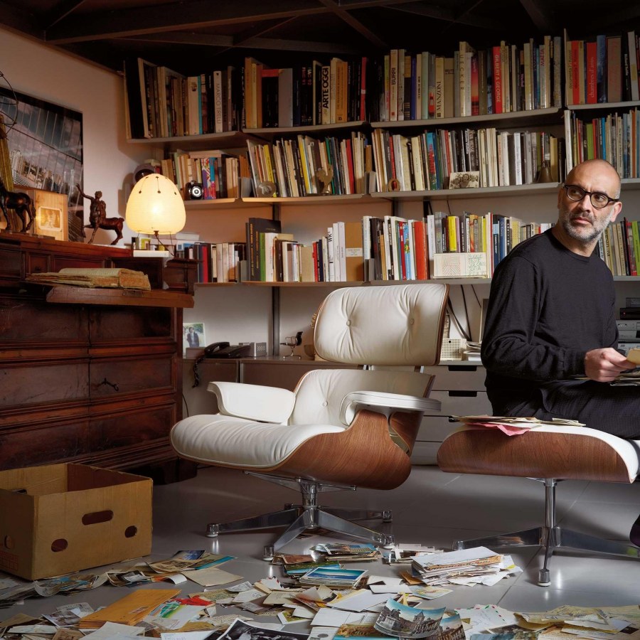 Кресло Eames Стив Джобс