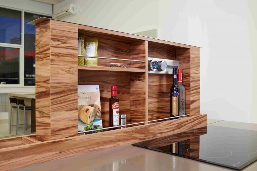 Компания одежды Оддо