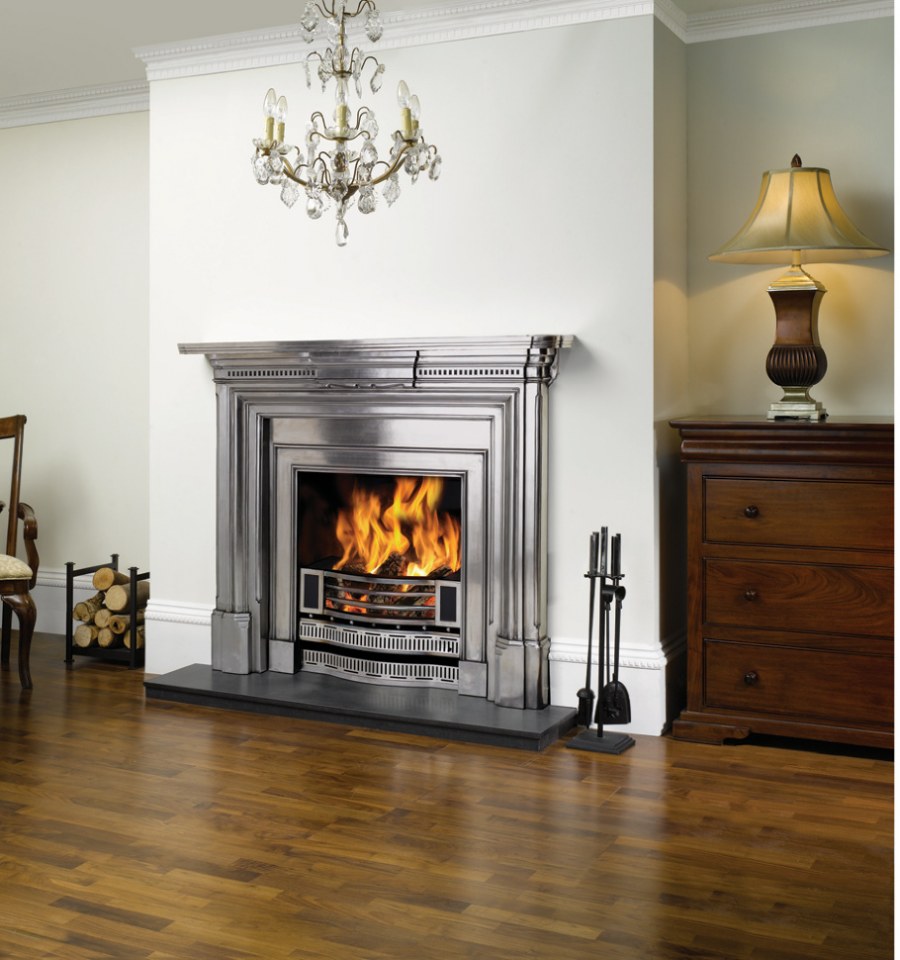 Гостиная в американском стиле с камином