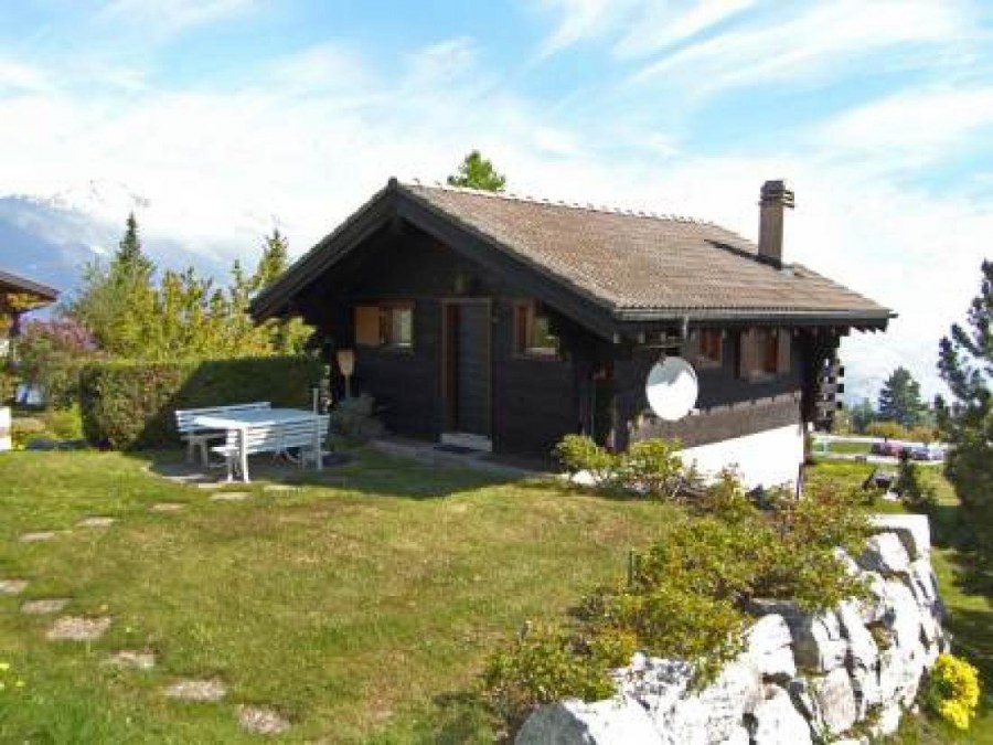 Минидом в стиле Шале