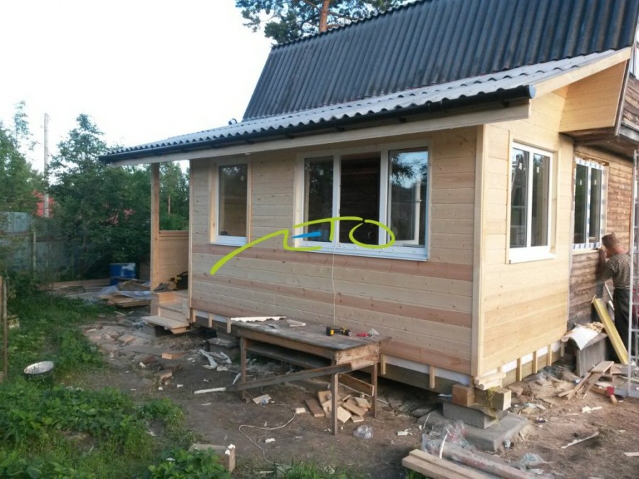 Пристройка к дачному дому