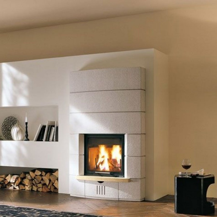 Камин встроенный в стену