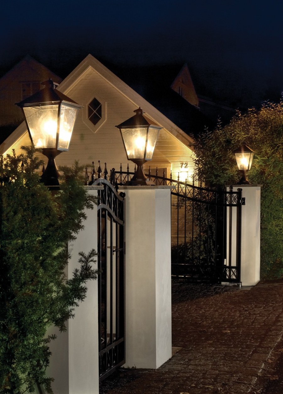 Декоративное уличное освещение