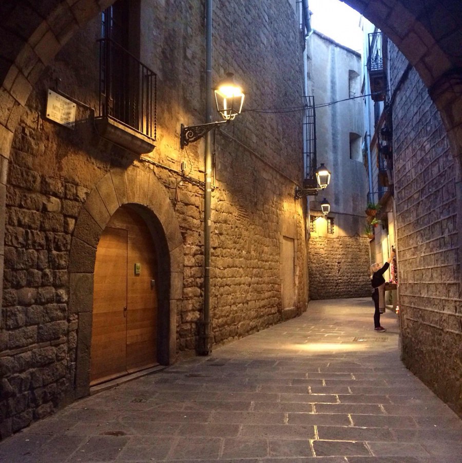 Улочки Вероны средневекового города Италии