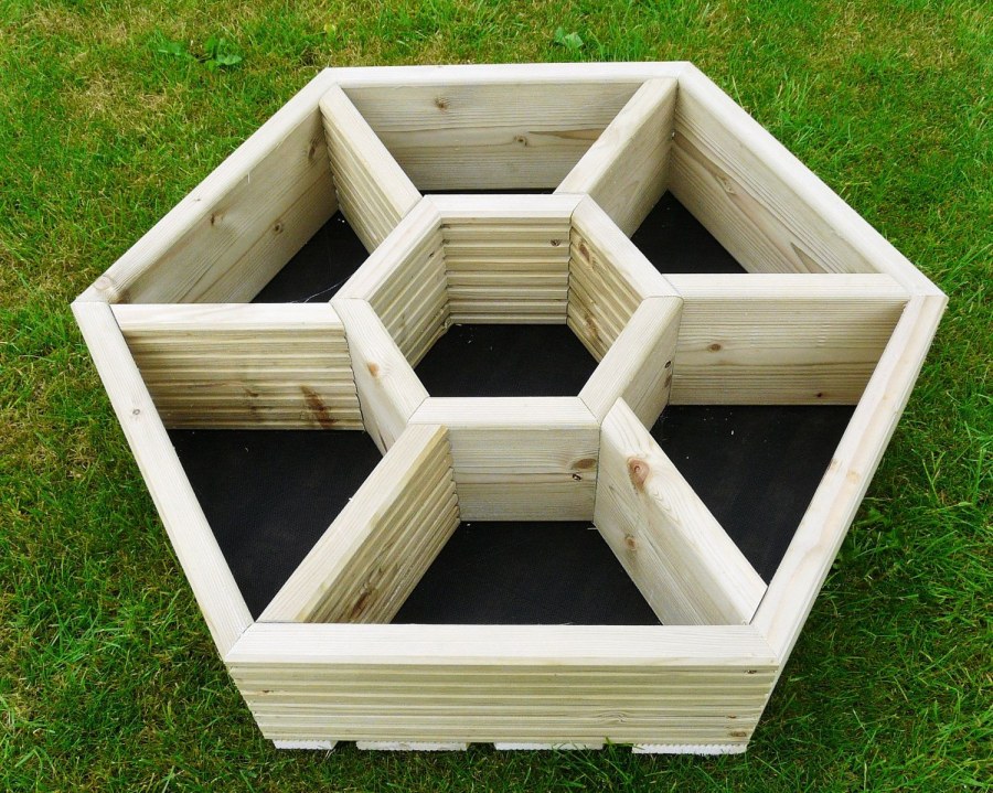 Песочная клумба