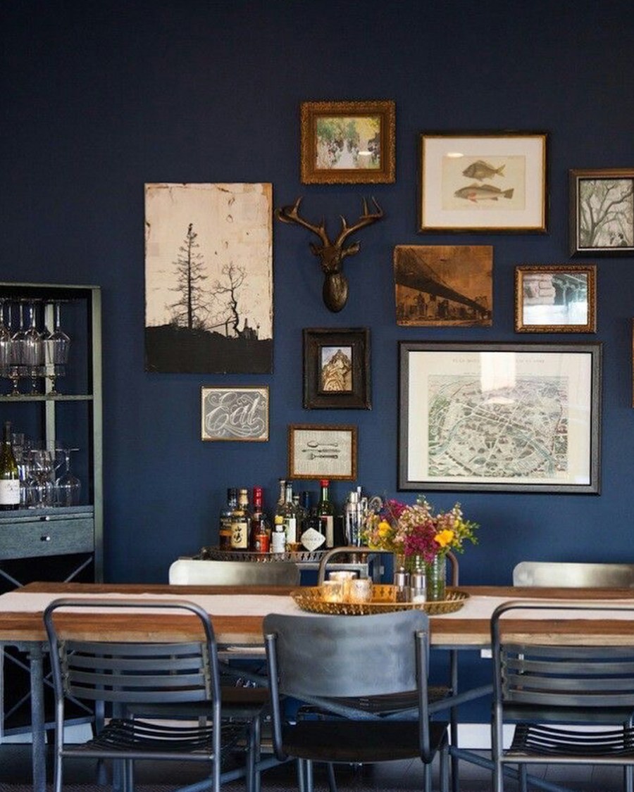 Серо голубые стены на кухне