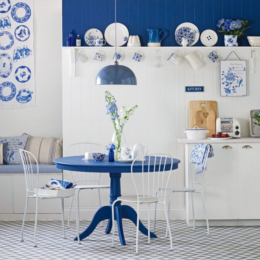 Сине голубая кухня