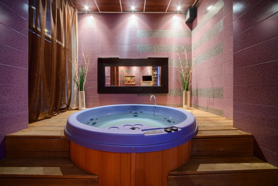 Джакузи в бане