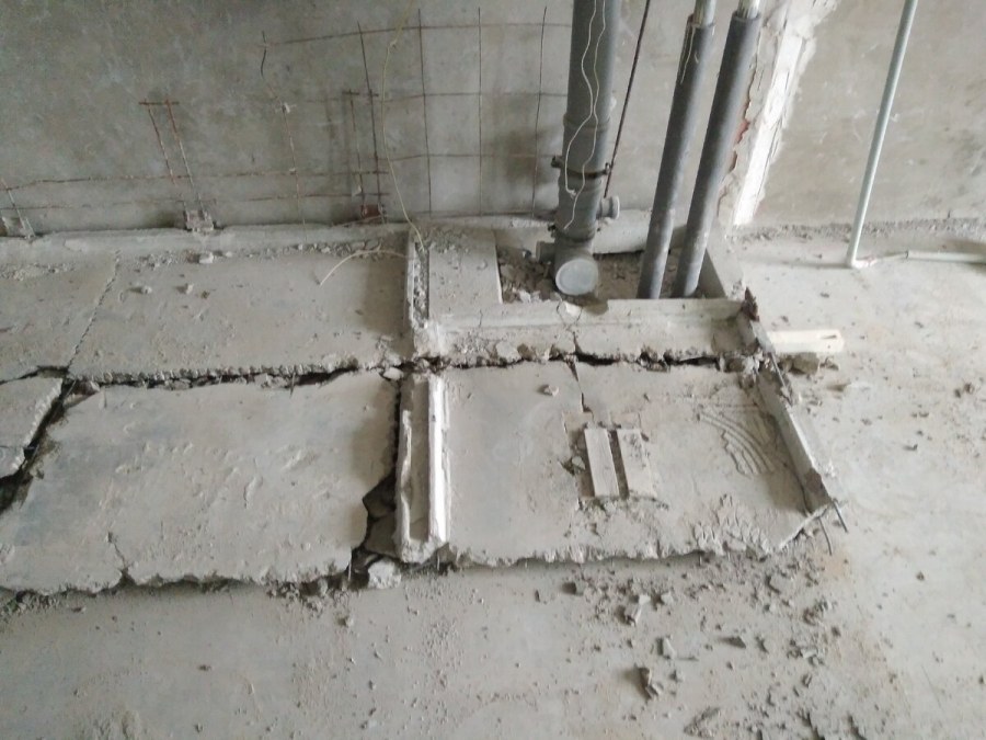 Демонтаж сантехкабины в панельном доме Домодедово