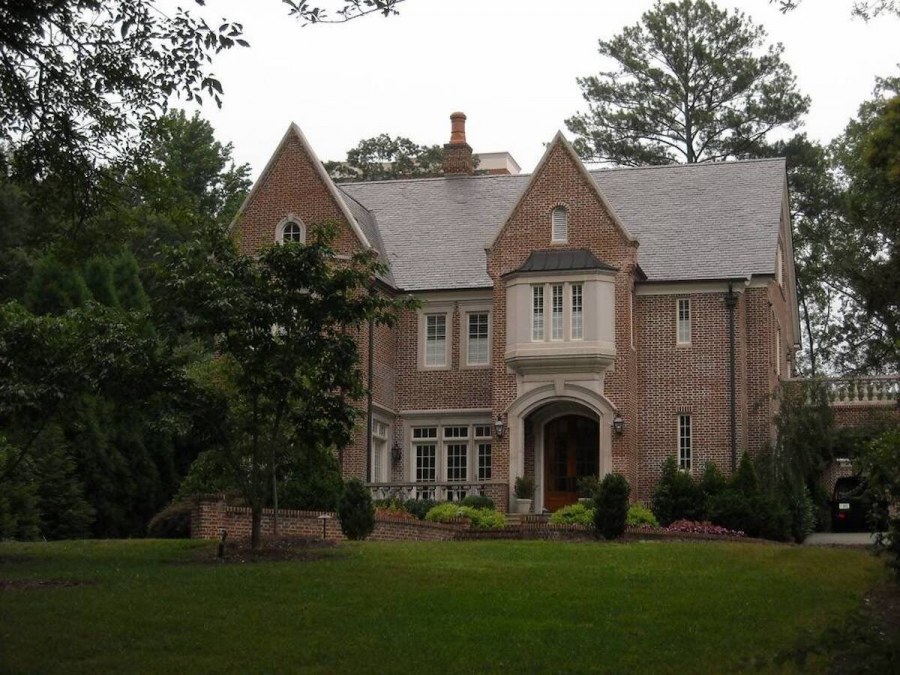 Английский особняк Тюдор