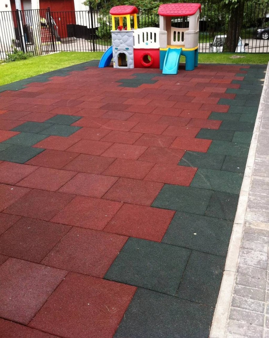 Резиновые плиты для детских площадок