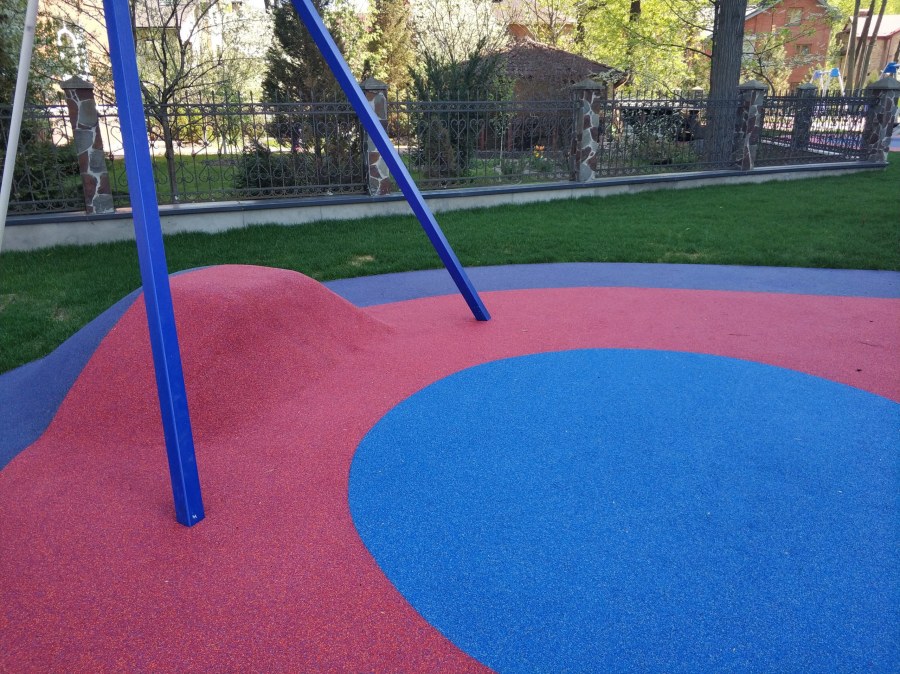 Ковры для спортивной площадки